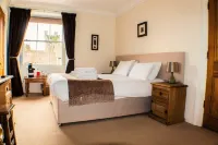 The Royal Oak Hotel Hotels in Gilling East
