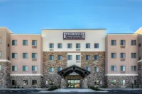 Staybridge Suites ST Louis - Westport فنادق في Maryland Heights Township