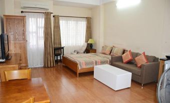 Smiley Apartment 3