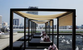 Centara Watergate Pavilion Hotel Bangkok