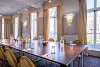 Harte and Garter Hotels in Windsor