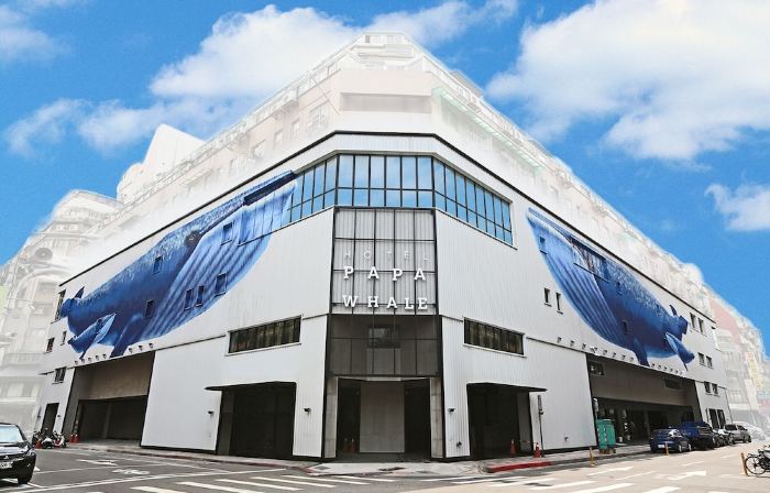 Hotel Papa Whale