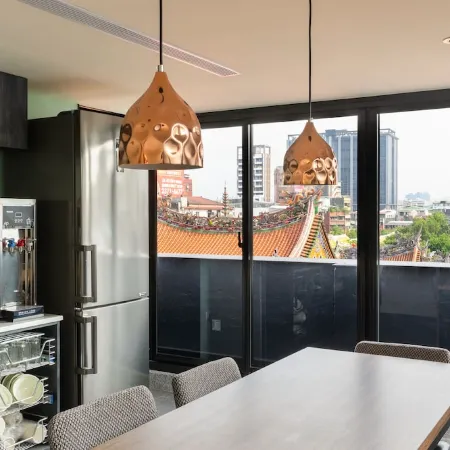 Monka Hotel Отели рядом с достопримечательностью «Храм Луншань»