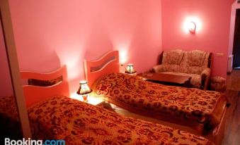 Odzun Hotel - Housity