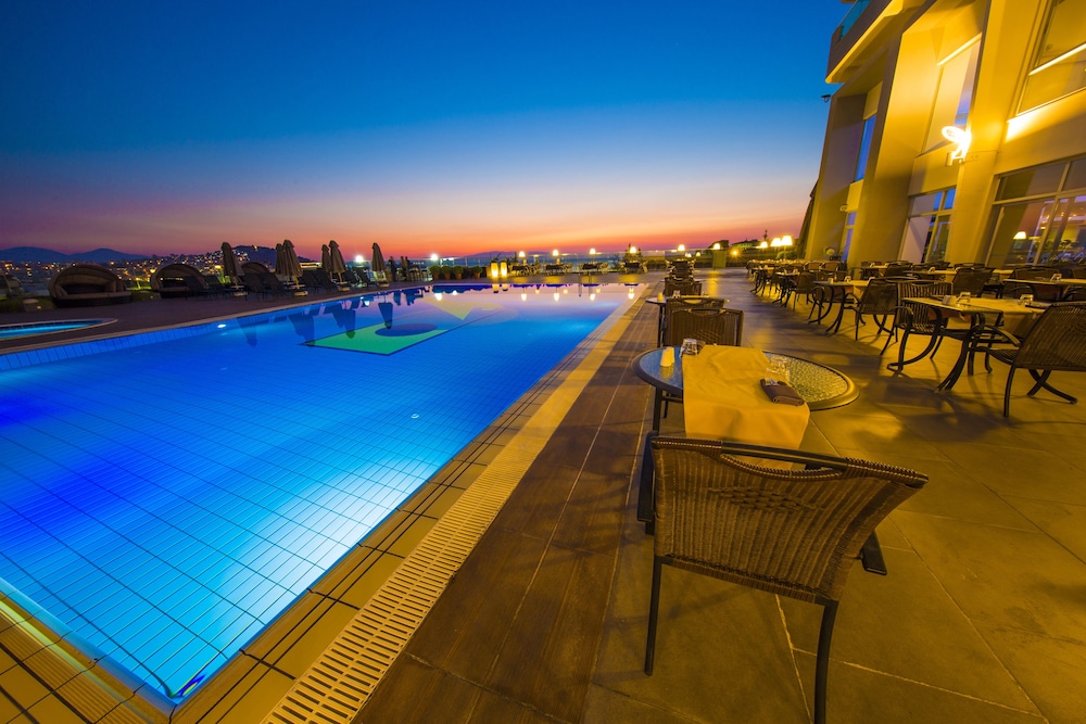 Marina Hotel & Suites Kusadasi