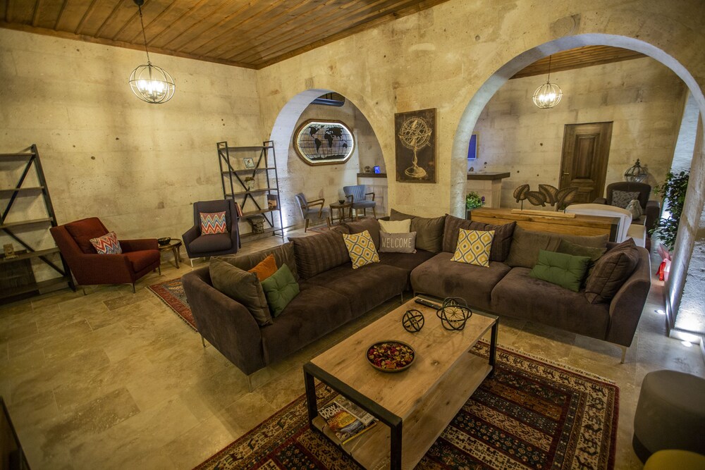 Anka Cave Suites