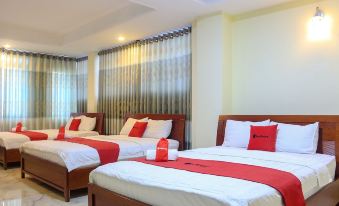 RedDoorz Plus @ Dong Den Street