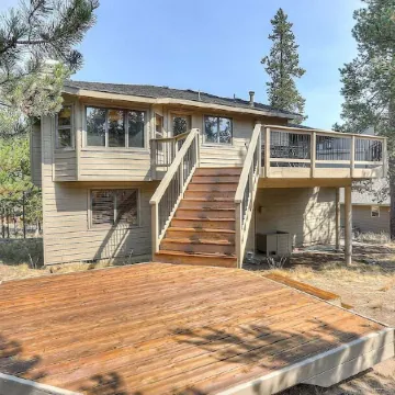 2 Tan Oak 3 Bedroom Home