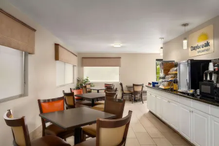 Days Inn by Wyndham Anderson/Clemson Area