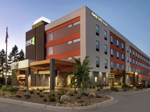 Home2 Suites by Hilton Bismarck