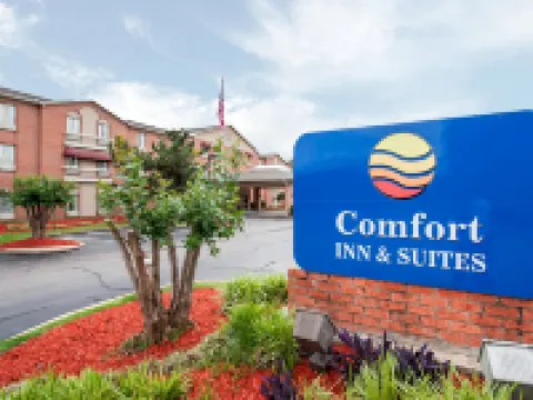 Quality Inn & Suites Germantown North Hotels in Germantown