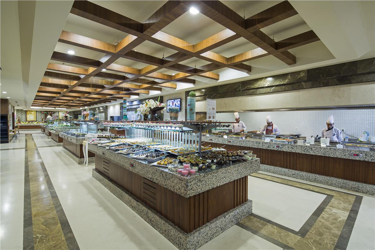 Crystal Family Resort & Spa – All Inclusive