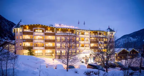 Vier Jahreszeiten Wellnessresort Achensee Hotels in Maurach