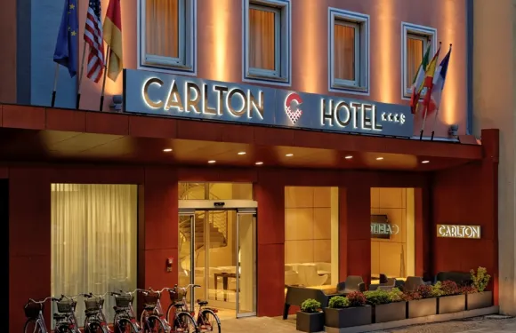 卡爾頓住宅酒店