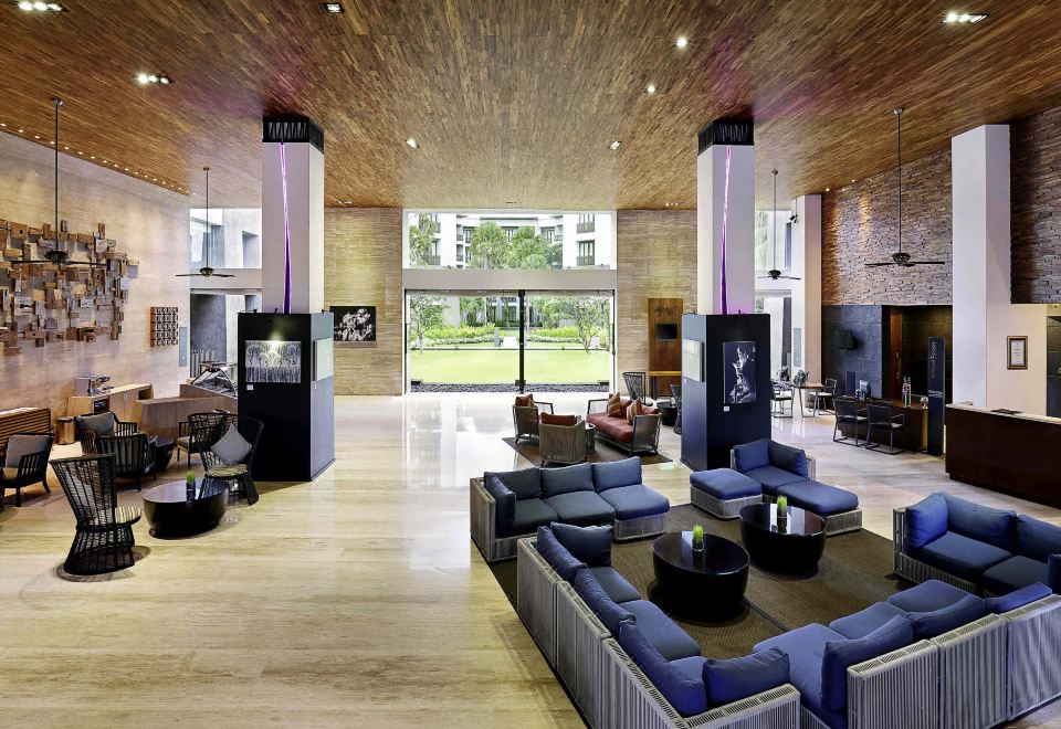 풀먼 발리 레기안 니르와나 수영장