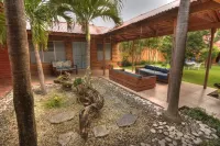 Acuarium Suite Resort Hotel dekat Columbus Lighthouse