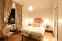 Santa Monica Townhouse Hoteller i Della Vittoria