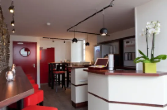 Logis Hôtel Chateaubriand Hôtels à : Nantes