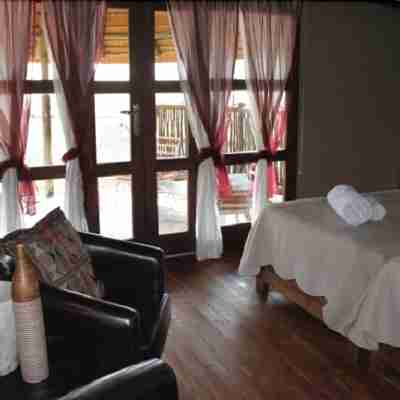 Hoodia Desert Lodge Rooms