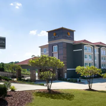 La Quinta Inn & Suites by Wyndham Tupelo