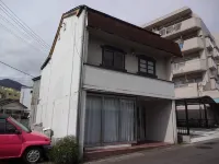 Triangle 1 Hotels in 