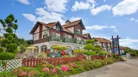 Pohang Dolphin Story Pension Hotels near 화진2항 남방파제 등대
