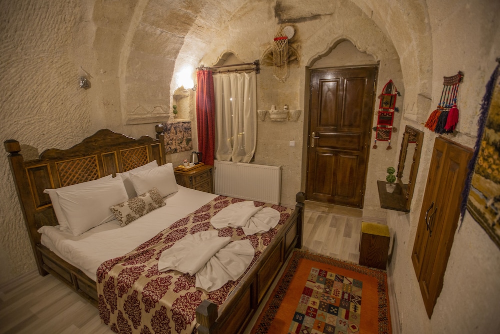 Mia Cappadocia Cave Hotel