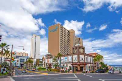 施設外観 デュシット ビーチリゾート グアムの写真