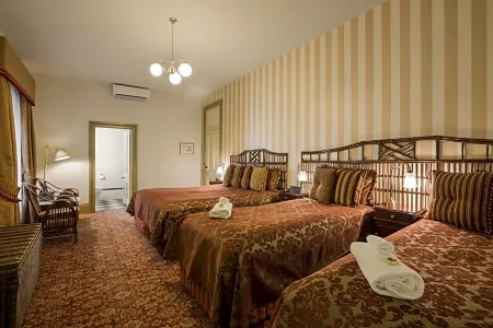 Hadley's Orient Hotel Отели рядом с достопримечательностью «Tasmanian Museum and Art Gallery»