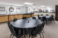 Travelodge Inn & Suites by Wyndham Deadwood Hotels in Sturgis