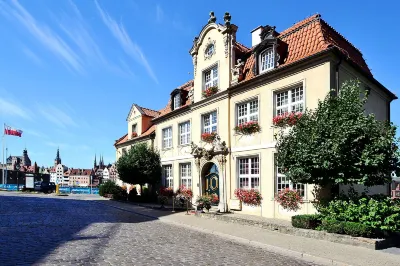 Podewils Old Town Gdansk Hotels in Ґданськ