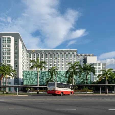 Promenade Hotel Kota Kinabalu Отели рядом с достопримечательностью «Центр Поинт Сабах»