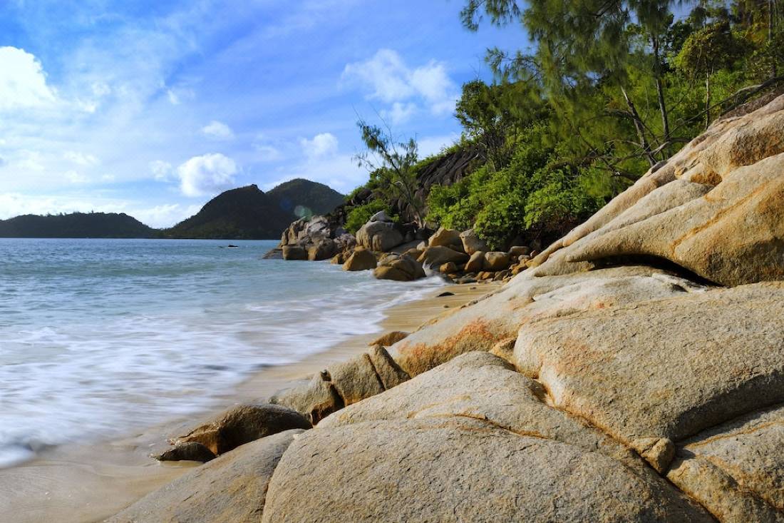ラッフルズ セイシェル プララン島 を宿泊予約 22年安い料金プラン 口コミ 部屋写真 Trip Com