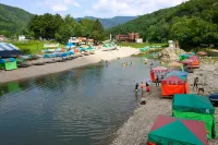 Traum Hotel & Condo - Mountain view