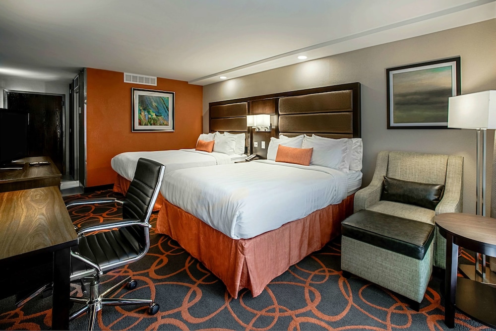 Best Western Premier Alton-St. Louis Area Hotel