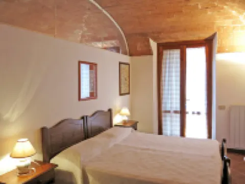Apartment Le Palaie - 'Panettoni' PEC201 by Interhome
