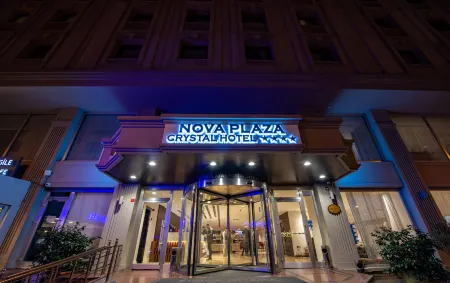 Nova Plaza Crystal Hotel & Spa