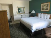 Baymont by Wyndham Fargo