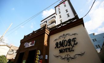 Amore Motel