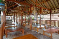 RedDoorz @ Kampoeng Etnik Kebumen 2 فنادق في Sruweng
