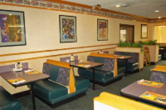 Best Western Point South