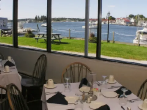 Boothbay Harbor Inn