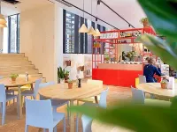 The Green Elephant Hostel & Spa Hotels near TEFAF Maastricht