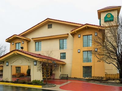 LA QUINTA INN CHICAGO SCHAUMBURG HOTEL