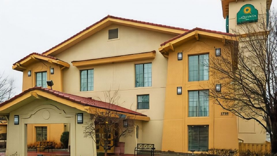 LA QUINTA INN CHICAGO SCHAUMBURG HOTEL