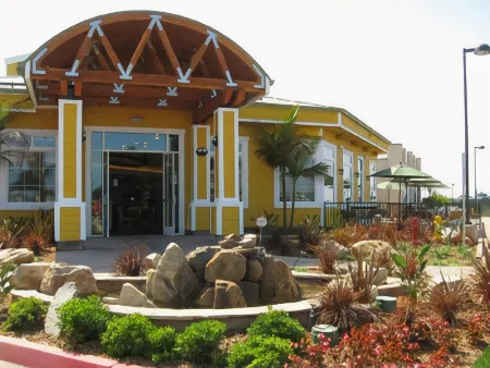 Best Western Plus Marina Gateway Hotel