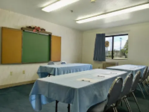 Super 8 by Wyndham Cromwell/Middletown Hotels in Middlesex County