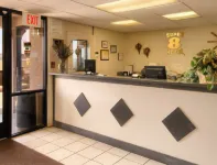 Super 8 by Wyndham Clarksville East