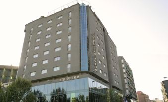 3. 호텔 산 안톤 ..