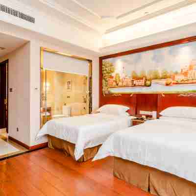 維也納國際飯店(巴中大東門店) Rooms